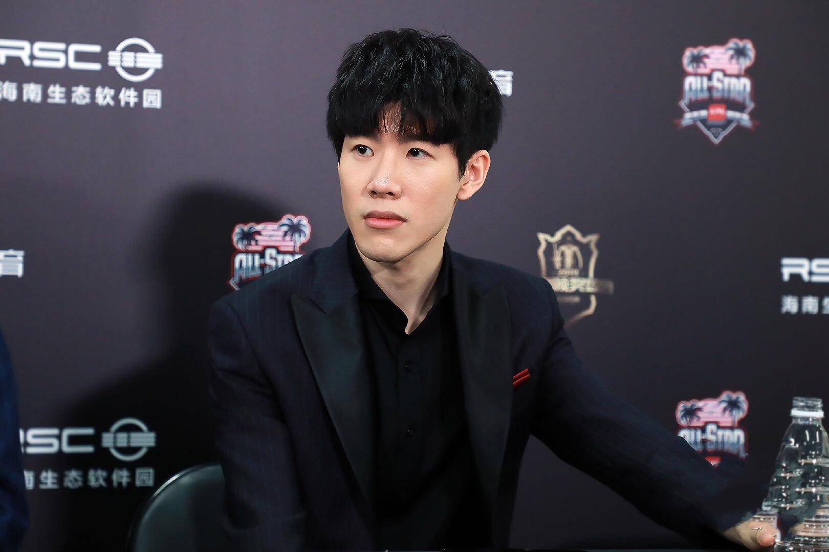 继续扩展这 继续扩展这