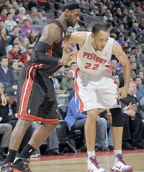 两人在20 两人在20